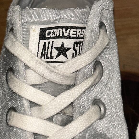 Converse Chuck Taylor All Star Low Top Sneakers Grey , Size 5 - Picture 3 of 9